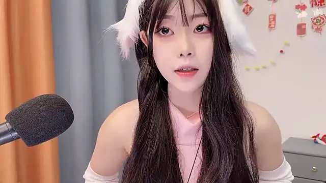 Snapshot of smalldaisy chatting on March 1, 2026, 2:35 am smalldaisy online show from March 1, 2026, 2:35 am