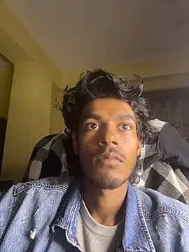 Snapshot of tooexpensive chatting on February 6, 2026, 3:59 pm tooexpensive online show from February 6, 2026, 3:59 pm