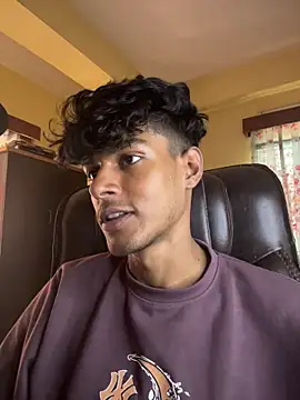 Snapshot of tooexpensive chatting on February 20, 2026, 5:04 am tooexpensive online show from February 20, 2026, 5:04 am