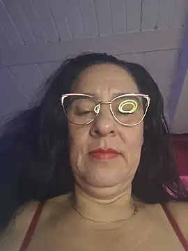 Snapshot of KiaraFoster chatting on May 19, 2026, 11:49 am KiaraFoster online show from May 19, 2026, 11:49 am