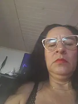 Snapshot of KiaraFoster chatting on May 20, 2026, 11:38 am KiaraFoster online show from May 20, 2026, 11:38 am