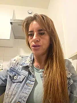 LaLynn online show from March 5, 2026, 11:45 pm