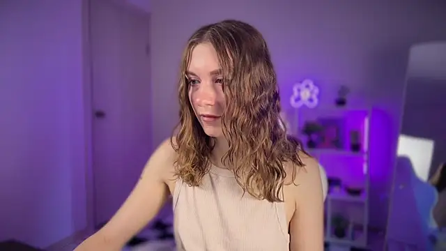 KellySunn online show from April 14, 2026, 7:58 am