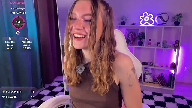 KellySunn online show from July 17, 2026, 8:10 am