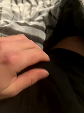 Snapshot of tgetshorny chatting on December 19, 2025, 6:59 pm tgetshorny online show from December 19, 2025, 6:59 pm