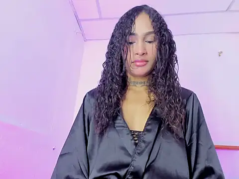 Snapshot of lyanablucs1 chatting on December 20, 2025, 12:45 pm lyanablucs1 online show from December 20, 2025, 12:45 pm