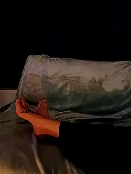 Love-Feet-25 online show from December 19, 2025, 8:16 pm