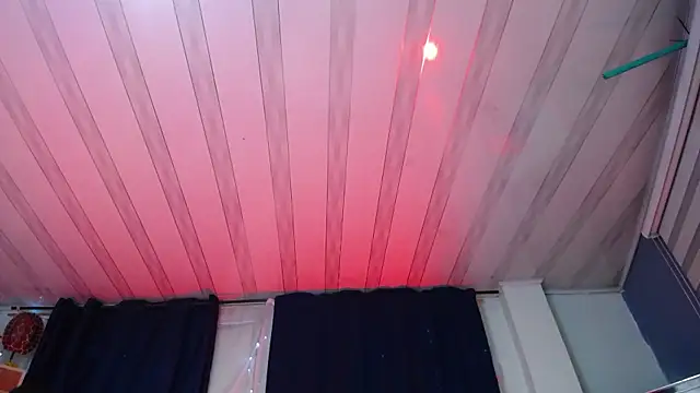 Emilyy05  online show from January 11, 2026, 3:22 am