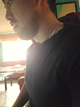 Snapshot of Aaron_hoffman chatting on June 11, 2026, 5:55 pm Aaron hoffman online show from June 11, 2026, 5:55 pm