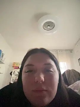 lillymalefica online show from December 20, 2025, 7:59 am