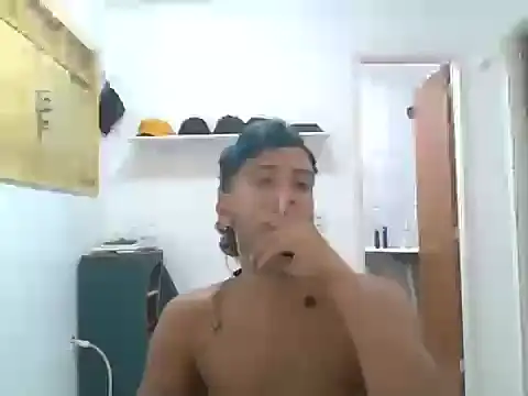 Snapshot of alpalo420 chatting on February 6, 2026, 3:37 pm alpalo420 online show from February 6, 2026, 3:37 pm