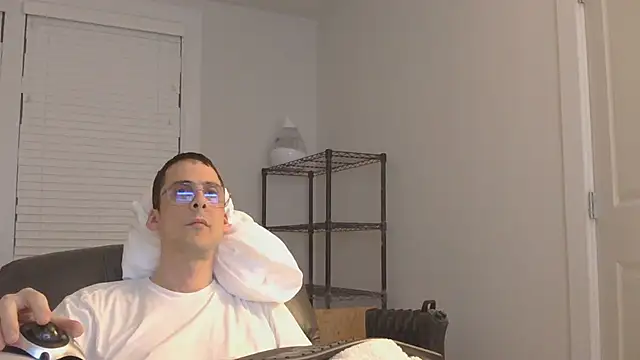 SissyJosh online show from May 29, 2026, 7:39 am