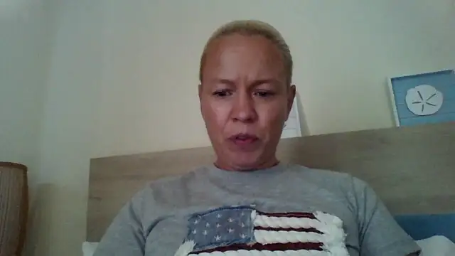 Snapshot of jennyblondeuk chatting on April 20, 2026, 6:09 pm jennyblondeuk online show from April 20, 2026, 6:09 pm