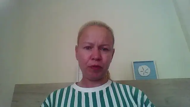 Snapshot of jennyblondeuk chatting on April 23, 2026, 3:36 pm jennyblondeuk online show from April 23, 2026, 3:36 pm