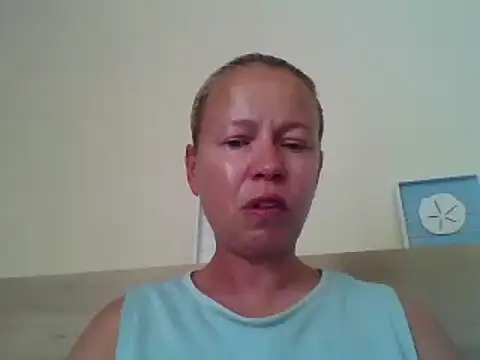 Snapshot of jennyblondeuk chatting on May 21, 2026, 3:19 pm jennyblondeuk online show from May 21, 2026, 3:19 pm