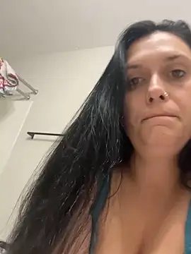 Snapshot of sexystoner420 chatting on December 20, 2025, 2:24 pm sexystoner420 online show from December 20, 2025, 2:24 pm