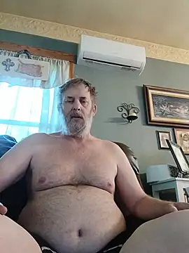 FragrantToe529 online show from May 15, 2026, 1:29 pm