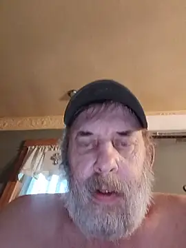 FragrantToe529 online show from May 22, 2026, 1:50 pm