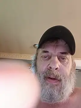 FragrantToe529 online show from May 27, 2026, 1:52 pm