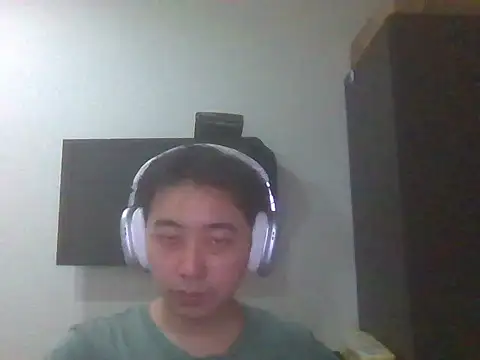 AJIJI1010 online show from March 26, 2026, 6:35 pm