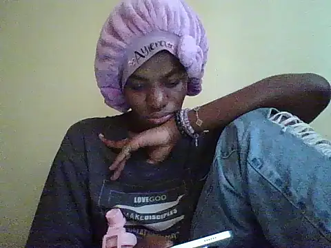 Sexxy paid online show from February 18, 2026, 5:58 am