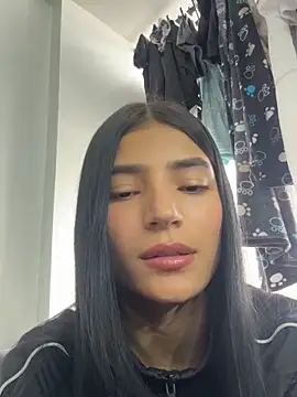 Ema Rose  online show from February 6, 2026, 6:22 pm