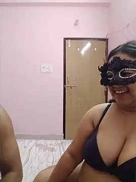Snapshot of DesiSeductress chatting on April 9, 2026, 6:46 pm DesiSeductress online show from April 9, 2026, 6:46 pm