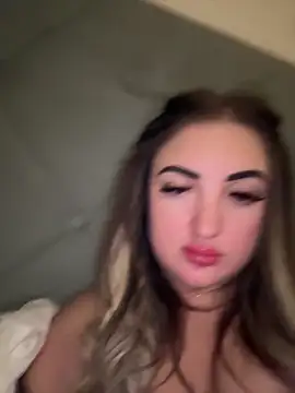 Snapshot of merabel1995 chatting on December 22, 2025, 11:35 pm merabel1995 online show from December 22, 2025, 11:35 pm