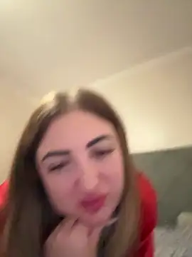 Snapshot of merabel1995 chatting on February 4, 2026, 6:47 pm merabel1995 online show from February 4, 2026, 6:47 pm