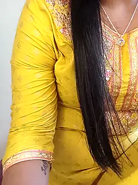 Snapshot of Deshi_bhabhi143 chatting on April 13, 2026, 7:14 am Deshi bhabhi143 online show from April 13, 2026, 7:14 am
