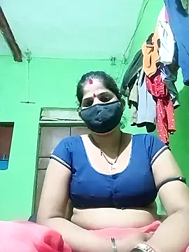 Snapshot of Kashish_Love143 chatting on April 13, 2026, 3:28 pm Kashish Love143 online show from April 13, 2026, 3:28 pm