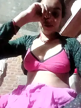 Fency Love143 online show from February 19, 2026, 1:01 am