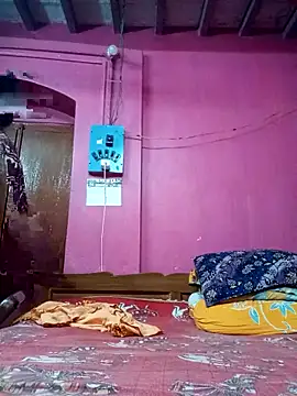 Hooghlypinkivabi online show from February 21, 2026, 2:18 pm