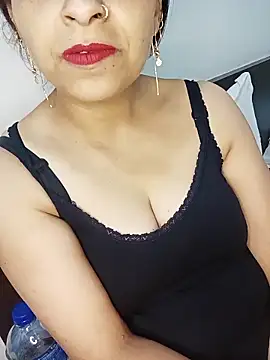 Cery 4 online show from March 27, 2026, 6:07 pm