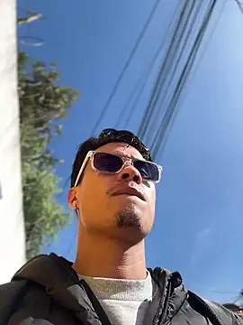 Latin Paisa Boy online show from July 28, 2026, 1:54 pm