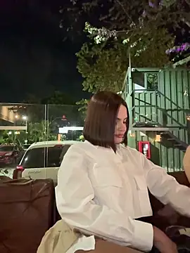 Irina Velvett online show from March 29, 2026, 2:22 am