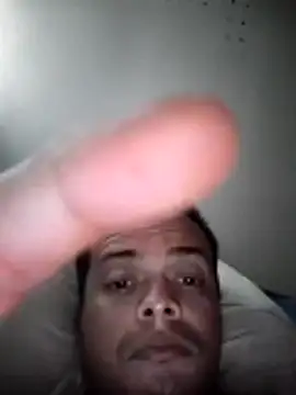 soytorres92 online show from February 12, 2026, 11:11 pm