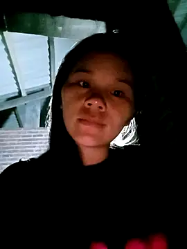 DIANAKUTE online show from April 15, 2026, 10:43 pm