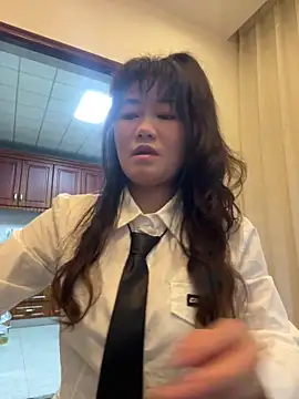 Snapshot of Molly-xiao chatting on April 12, 2026, 1:21 am Molly-xiao online show from April 12, 2026, 1:21 am