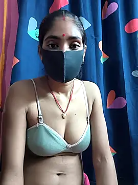 Snapshot of Naughty_Seema chatting on May 26, 2026, 6:37 pm Naughty Seema online show from May 26, 2026, 6:37 pm