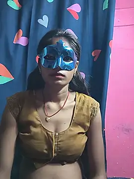 Snapshot of Naughty_Seema chatting on July 5, 2026, 6:37 pm Naughty Seema online show from July 5, 2026, 6:37 pm