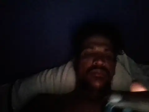 Snapshot of bigdick211292 chatting on February 3, 2026, 6:13 pm bigdick211292 online show from February 3, 2026, 6:13 pm