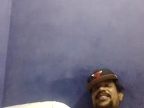 Snapshot of bigdick211292 chatting on February 22, 2026, 11:09 am bigdick211292 online show from February 22, 2026, 11:09 am