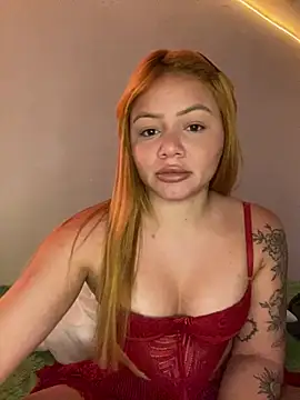 Snapshot of Isisbennett chatting on March 27, 2026, 11:43 am Isisbennett online show from March 27, 2026, 11:43 am