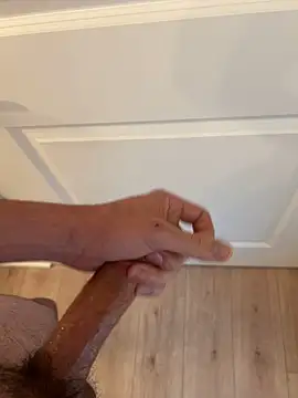 jasons1234 online show from April 5, 2026, 2:58 pm