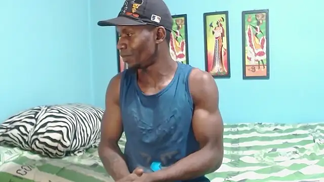 Snapshot of miltonjjakee chatting on January 10, 2026, 10:58 pm miltonjjakee online show from January 10, 2026, 10:58 pm