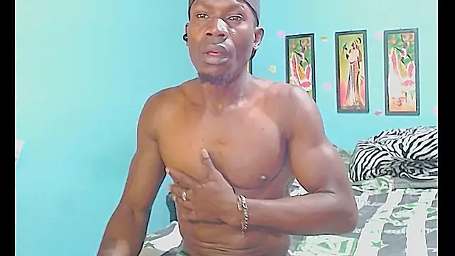 Snapshot of miltonjjakee chatting on February 15, 2026, 7:54 pm miltonjjakee online show from February 15, 2026, 7:54 pm