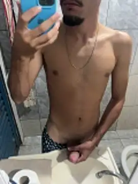 Branquelohot online show from February 28, 2026, 7:20 am