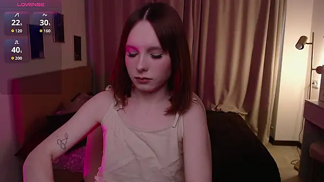 Snapshot of Haya_Harareet chatting on March 1, 2026, 8:16 am Haya Harareet online show from March 1, 2026, 8:16 am