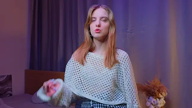 RennaHettes online show from March 11, 2026, 1:11 am